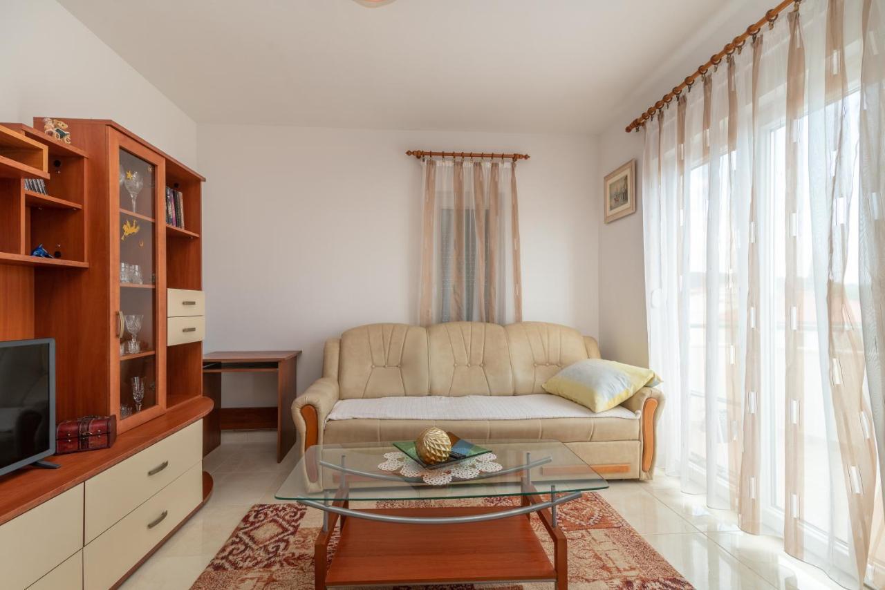 Апартаменти Apartman Dildo Трогір Екстер'єр фото