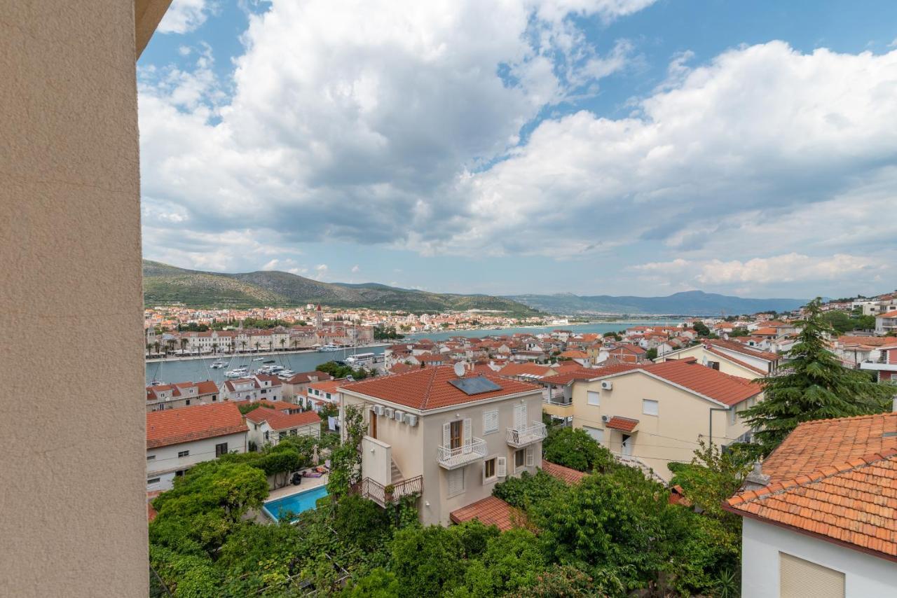 Апартаменти Apartman Dildo Трогір Екстер'єр фото